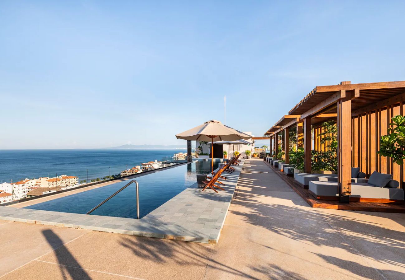 Apartamento en Puerto Vallarta - Apartamento con espectacular vista a la bahia y a la ciudad con jacuzzi