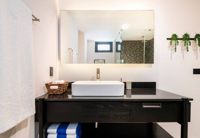 Apartment in Puerto Vallarta - Ocean View Apartment in Romantic Zone | Puerto Vallarta 105° Sail View Apartment in Puerto Vallarta - Ocean View Apartment in Romantic Zone | Puerto Vallarta 105° Sail View